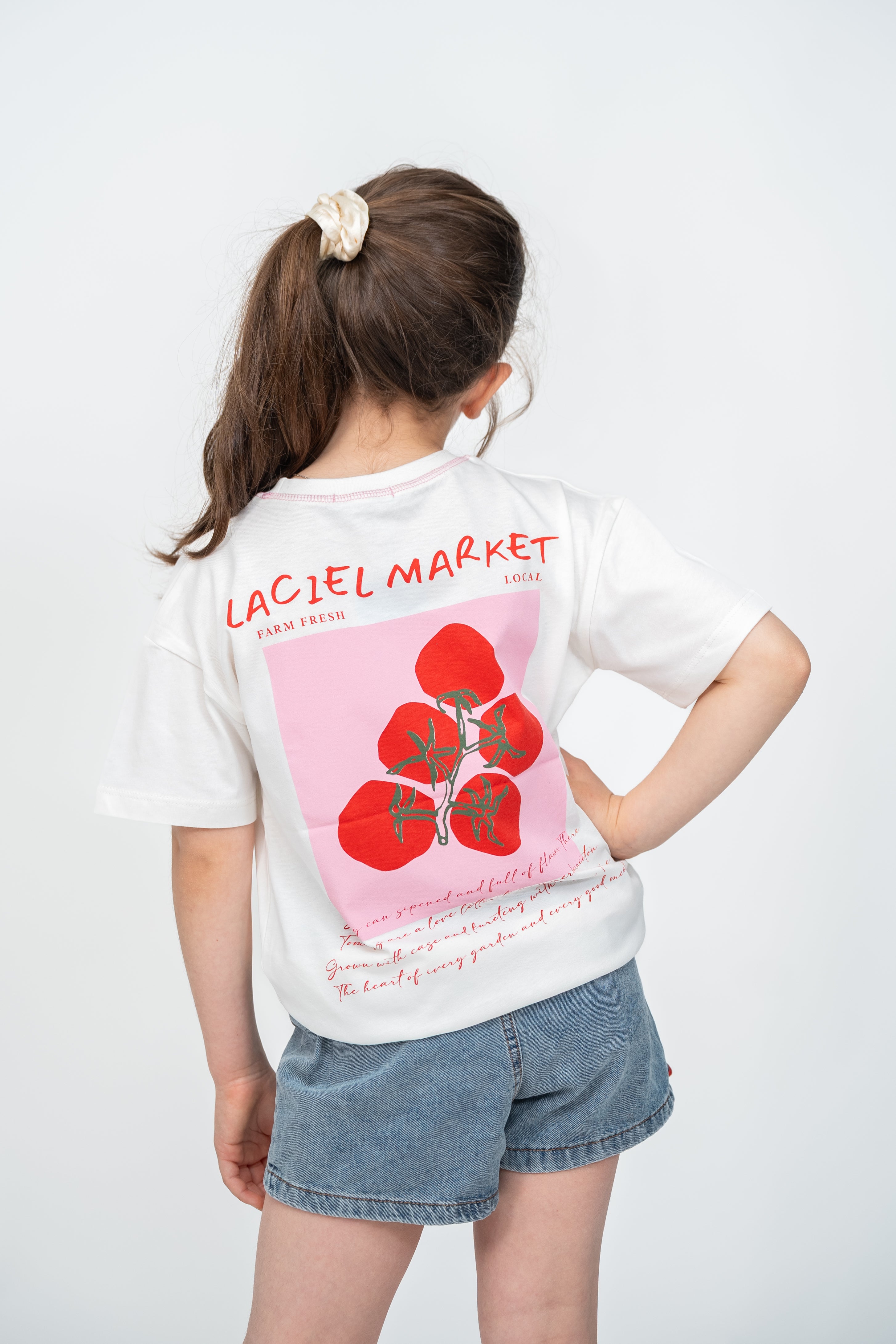 Tomato Market T-shirt